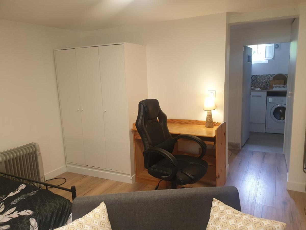 Studio 25M2 Independant Sous-Sol Apartment Sarcelles Luaran gambar